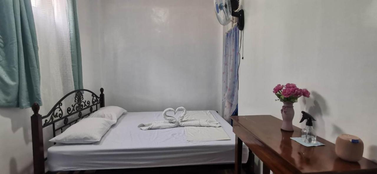 Donsol Aguluz Homestay エクステリア 写真