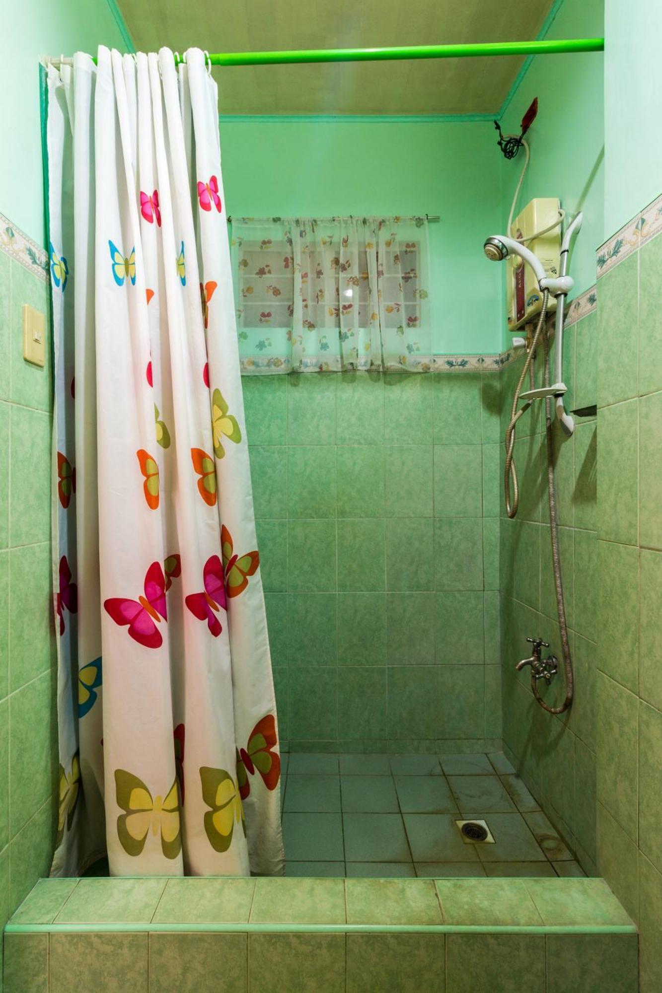 Donsol Aguluz Homestay エクステリア 写真
